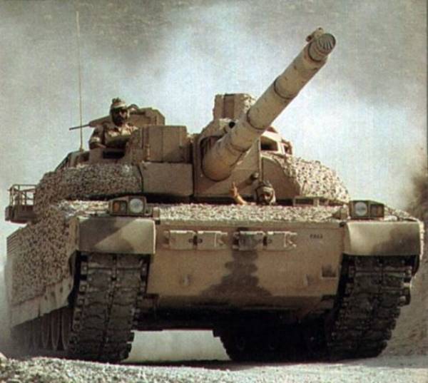 Ангар и склад хранения топлива Ангар и склад хранения топлива