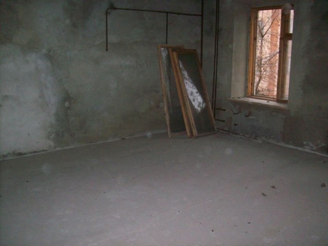 Дом в районе Гидростроя (напротив завода "МедИнж") Дом в районе Гидростроя (напротив завода "МедИнж")