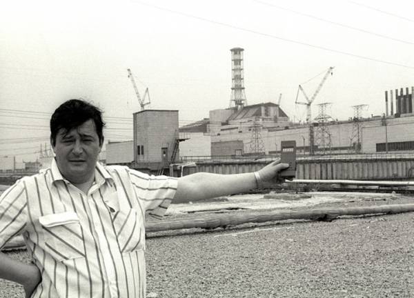 Фото Чернобыля,зоны отчуждения Припяти до и после.