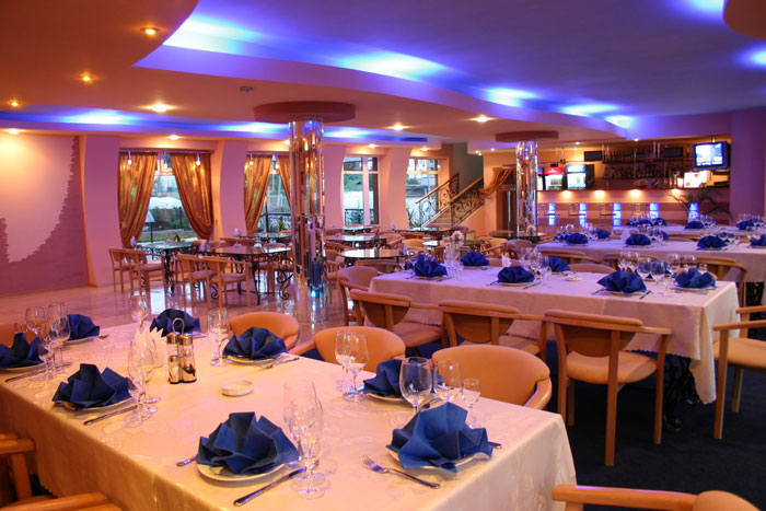 [ФРПГ] Ресторан-беседка союзников "Граммофон"