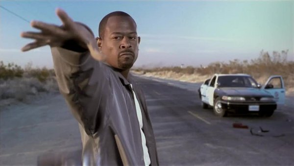 Кинофильм "Бриллиантовый полицейский" Кинофильм "Бриллиантовый полицейский"