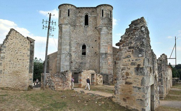 Коммуна Орадур-сюр-Глан. Коммуна Орадур-сюр-Глан.