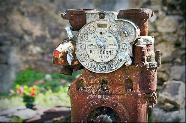 Коммуна Орадур-сюр-Глан. Коммуна Орадур-сюр-Глан.