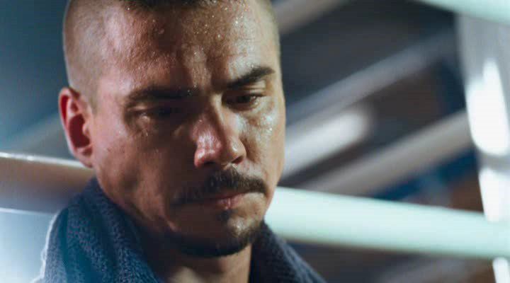 Скачать Бой с тенью 3D: Последний раунд (2011) DVDRip Скачать Бой с тенью 3D: Последний раунд (2011) DVDRip