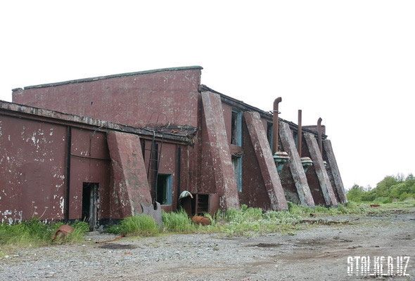 Заброшенная военная база подлодок ВМФ