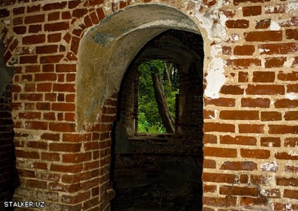 Заброшенная военная часть в Ярославской области