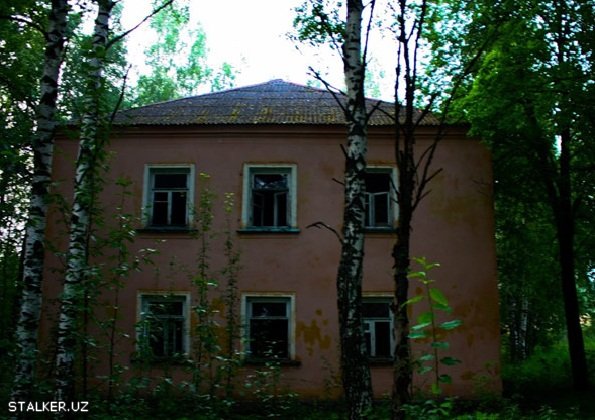 Заброшенная военная часть в Ярославской области