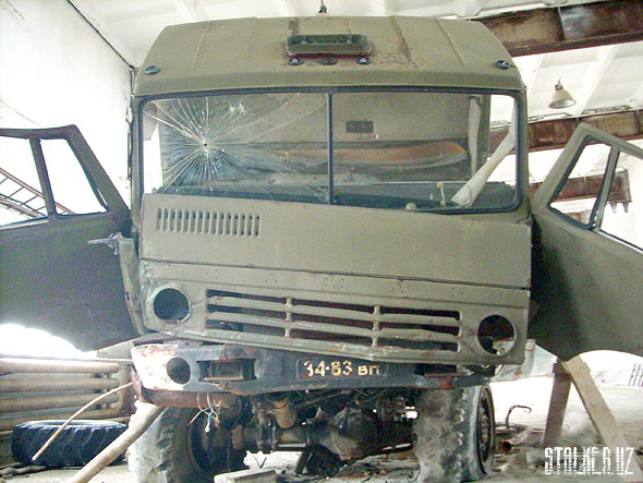 Заброшенный военно-ремонтный завод в Новосибирской области