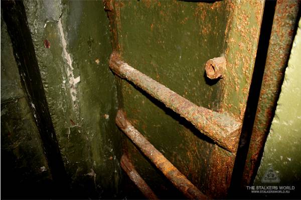 Заброшеный ЦУТО в Новосибирской области Заброшеный ЦУТО в Новосибирской области