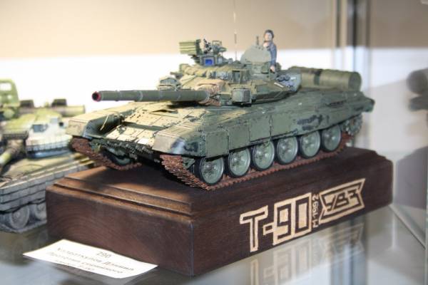 И ещё чуток моделей... И ещё чуток моделей...