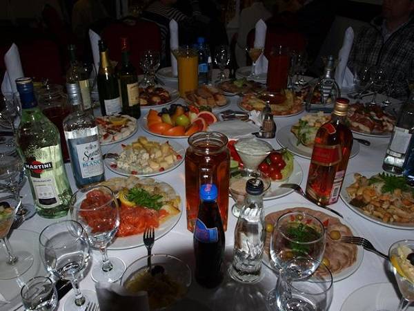 - Давай отметим назначение