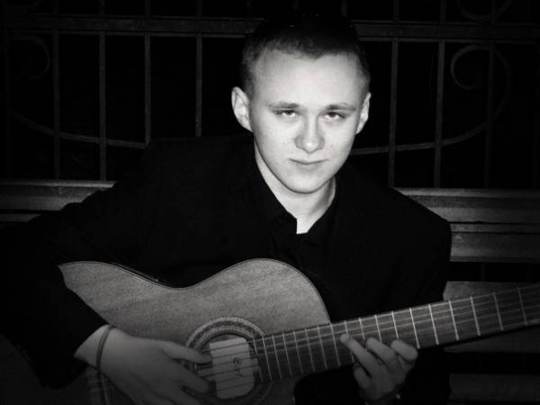 Саня Боксёр: о жизни и группировке «Долг» 