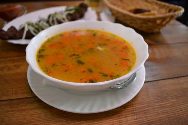 Бармен вышел из личного Бармен вышел из личного