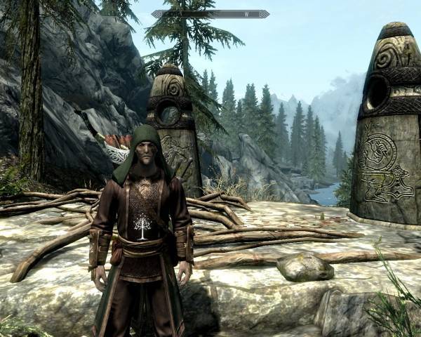 1.Зиксар
2.Вид сзади
3.Тот 1.Зиксар
2.Вид сзади
3.Тот