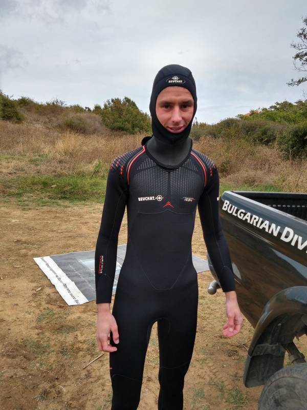 Калаш - о жизни в Болгарии, дайвинге и сталкере 