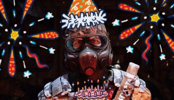 С Днем Рождения, Агент Смит!