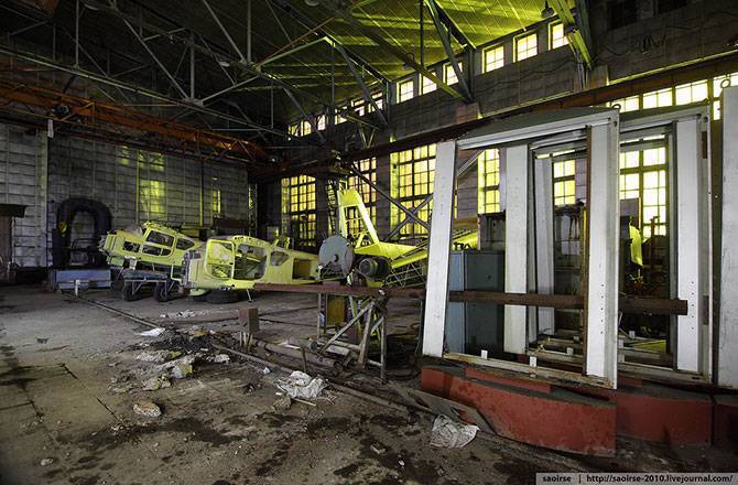 Заброшенный-авиа цех 1952 г. Заброшенный-авиа цех 1952 г.