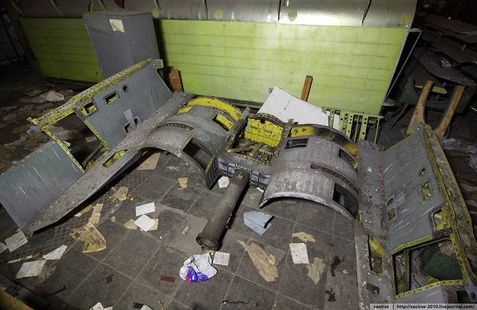 Заброшенный-авиа цех 1952 г. Заброшенный-авиа цех 1952 г.